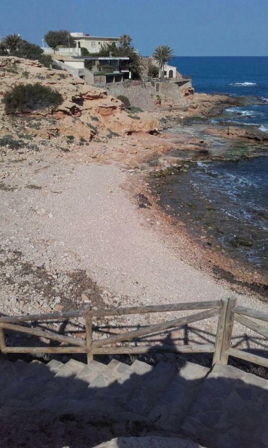 Bungalow Frente Al Mar Torrevieja Exterior photo